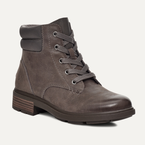 Ugg Harrison Boot - Picture 2 of 15